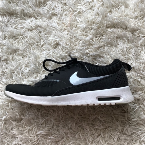 air max thea black size 7